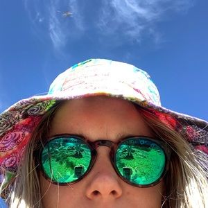 Meet your Posher, Kat